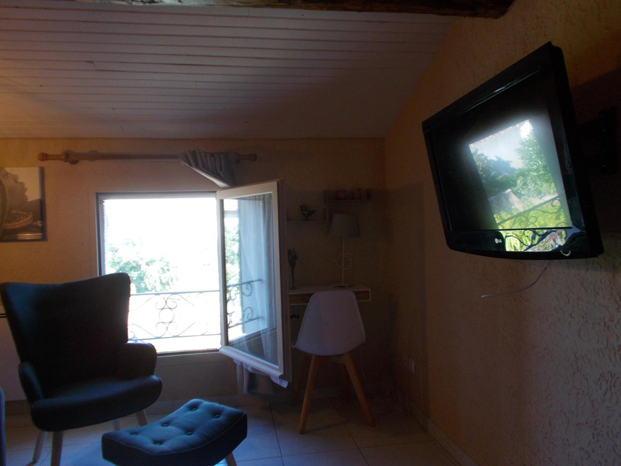 Bed and Breakfast La Tramontane Jonquerettes Экстерьер фото